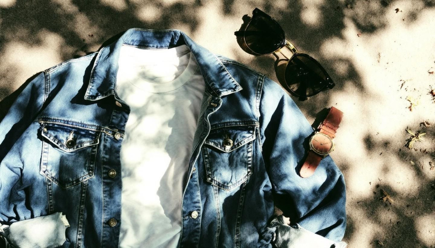 Comment choisir ses accessoires pour rehausser un style décontracté ?